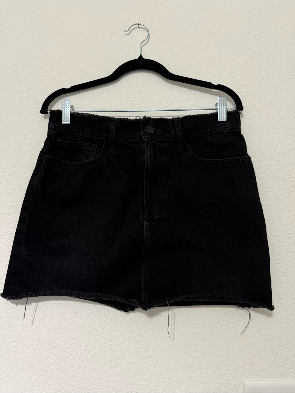 Frame Denim Black Raw-Hem Mini Skirt